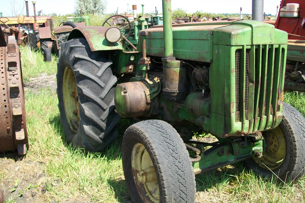 John Deere Biewer Tractor Salvage