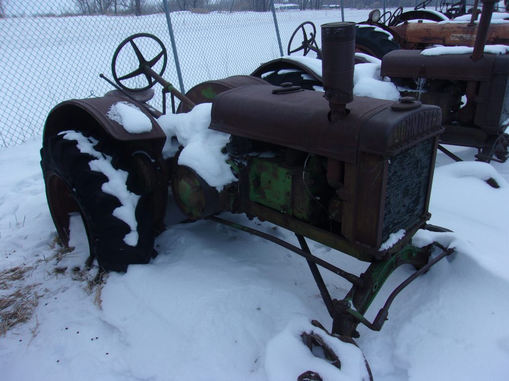 JOHNDEEREGPTRACTOR318600