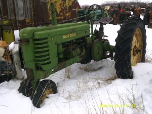 JOHNDEEREBTRACTOR105614