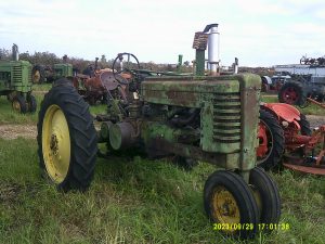 JOHNDEEREATRACTOR493263