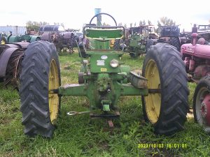 JOHNDEEREATRACTOR656170