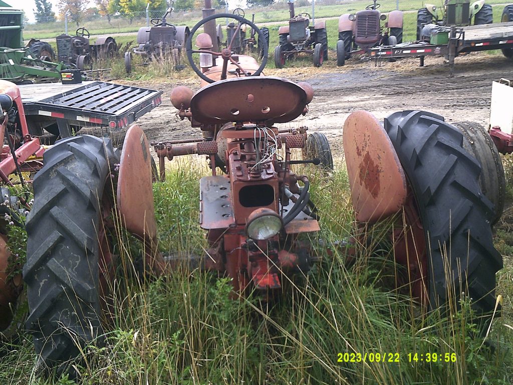 IHCTRACTOR39991