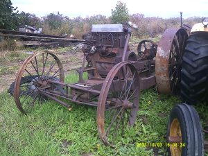 HUBERSUPERLIGHT4TRACTOR6871