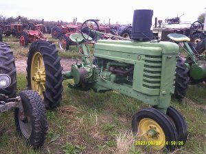 JOHNDEEREBTRACTOR74607
