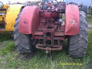 IH650TRACTOR1648