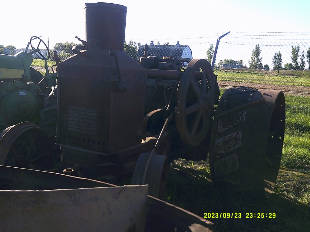 RUMELY2540XTRACTOR49