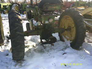 JOHNDEEREBTRACTOR251584