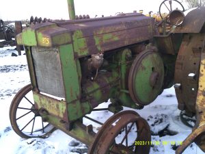 JOHNDEEREDTRACTOR275605