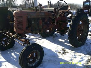 IHCTRACTOR30131
