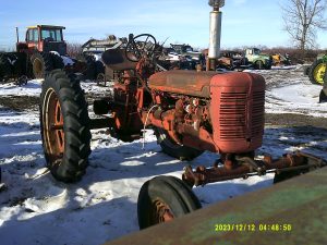 IHCTRACTOR30131