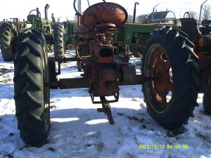 IHCTRACTOR30131