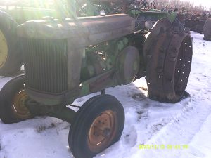 JOHNDEEREARTRACTOR273427