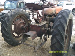 IHHTRACTOR301947