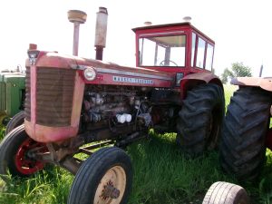 MASSEYFERGUSON97TRACTOR0006