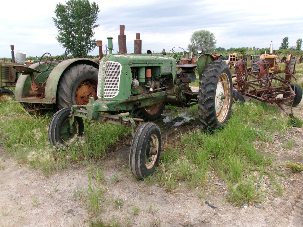 OLIVER70TRACTOR0L70