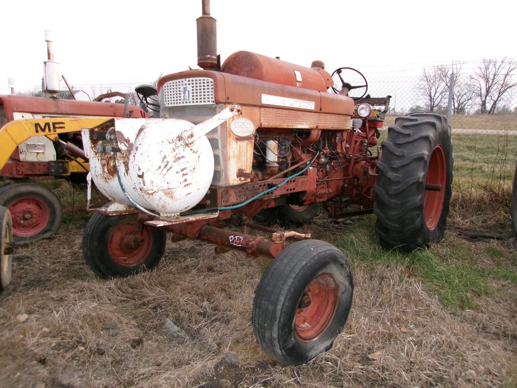 IH560LPTRACTOR60365