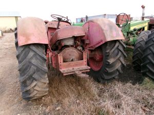 COOP3TRACTOR3167